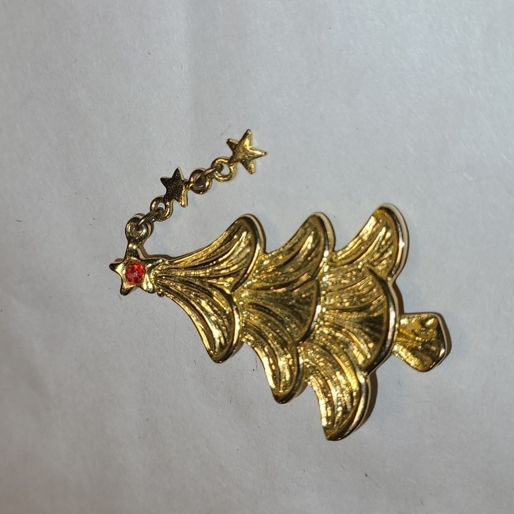 Vintage AK Stamped Christmas 🎄 Brooch